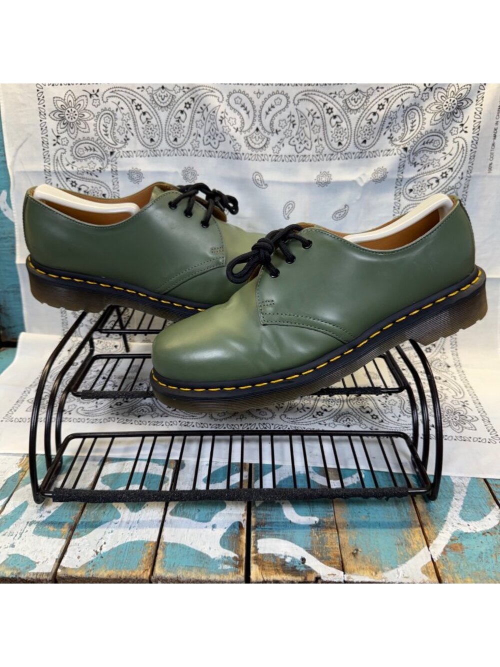 Dr Martens Olive Green Smooth Leather 1461 3-Eyelet Men's Sz 8 Womens Sz 9 EUC